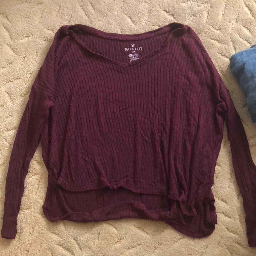 American Eagle sweater